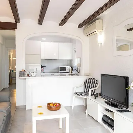 Semiadosado Alegria Javea, Recien Reformado, Cocina Integrada A 300 Metros De La Playa Apartment *